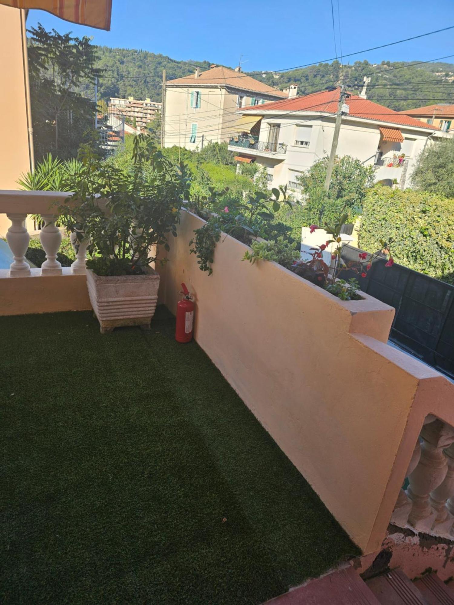 Studio 3 A La Trinite Proche De Nice 10 Mn, Monaco 15 Mn Et L'Italie 30 Mn Εξωτερικό φωτογραφία